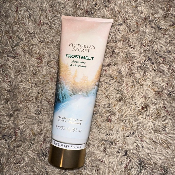 NWT Victoria secret FROSTMELT fresh mint & chocolate 🍫 lotion - Picture 1 of 2
